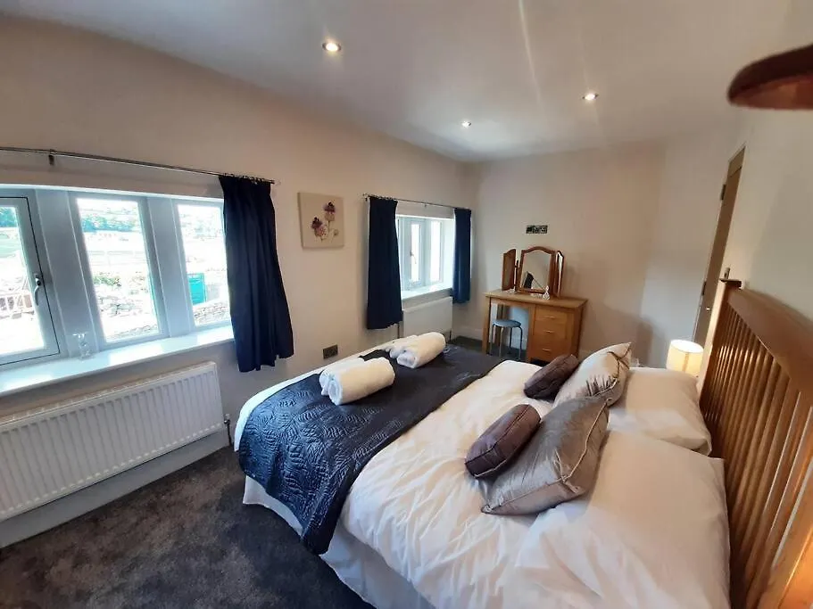 Beautiful Countryside Cottage, Sleeps 6, Dogs Welcome Halifax Wielka Brytania